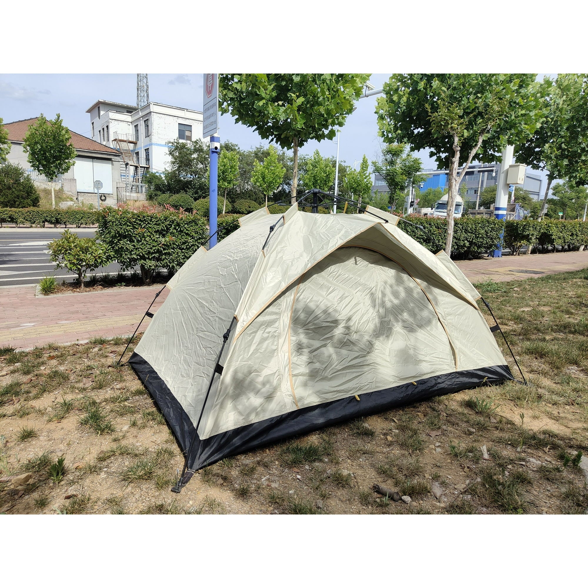 SUGIFT quick-opening Outdoor Tent, Waterproof and UV Resistant tent, suitable for 2~3 people camping