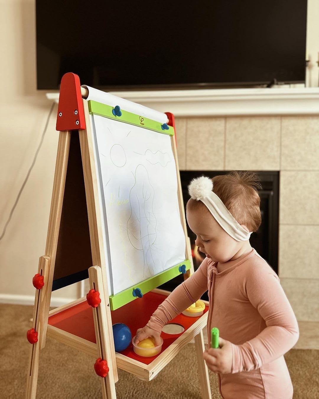 SUGIFT Art Easel for Toddlers Kids, Adjustable Standing Art Easel with Magnetic Chalkboard & Whiteboard