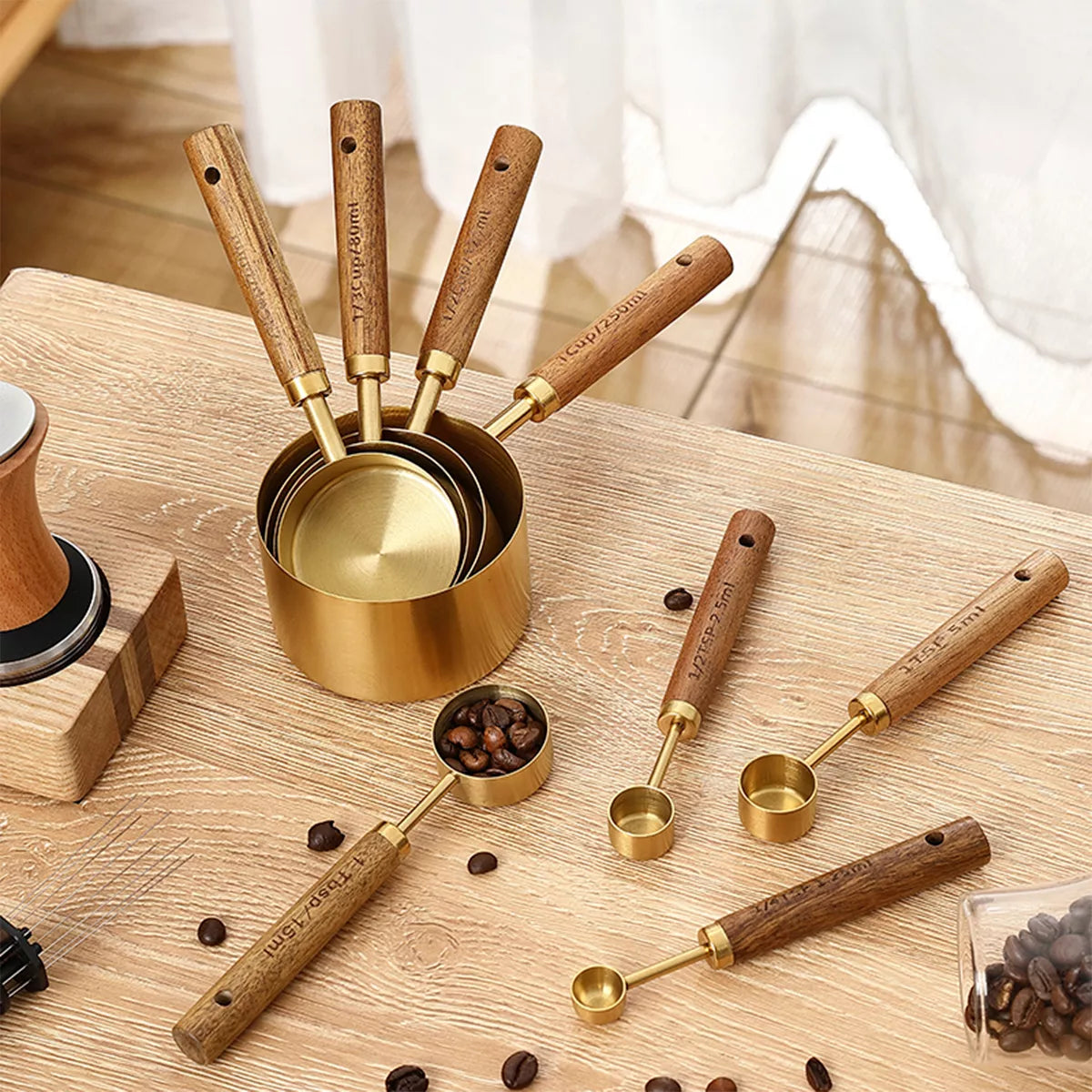 SUGIFT 8 Piece Gold Measuring Cups and Spoons