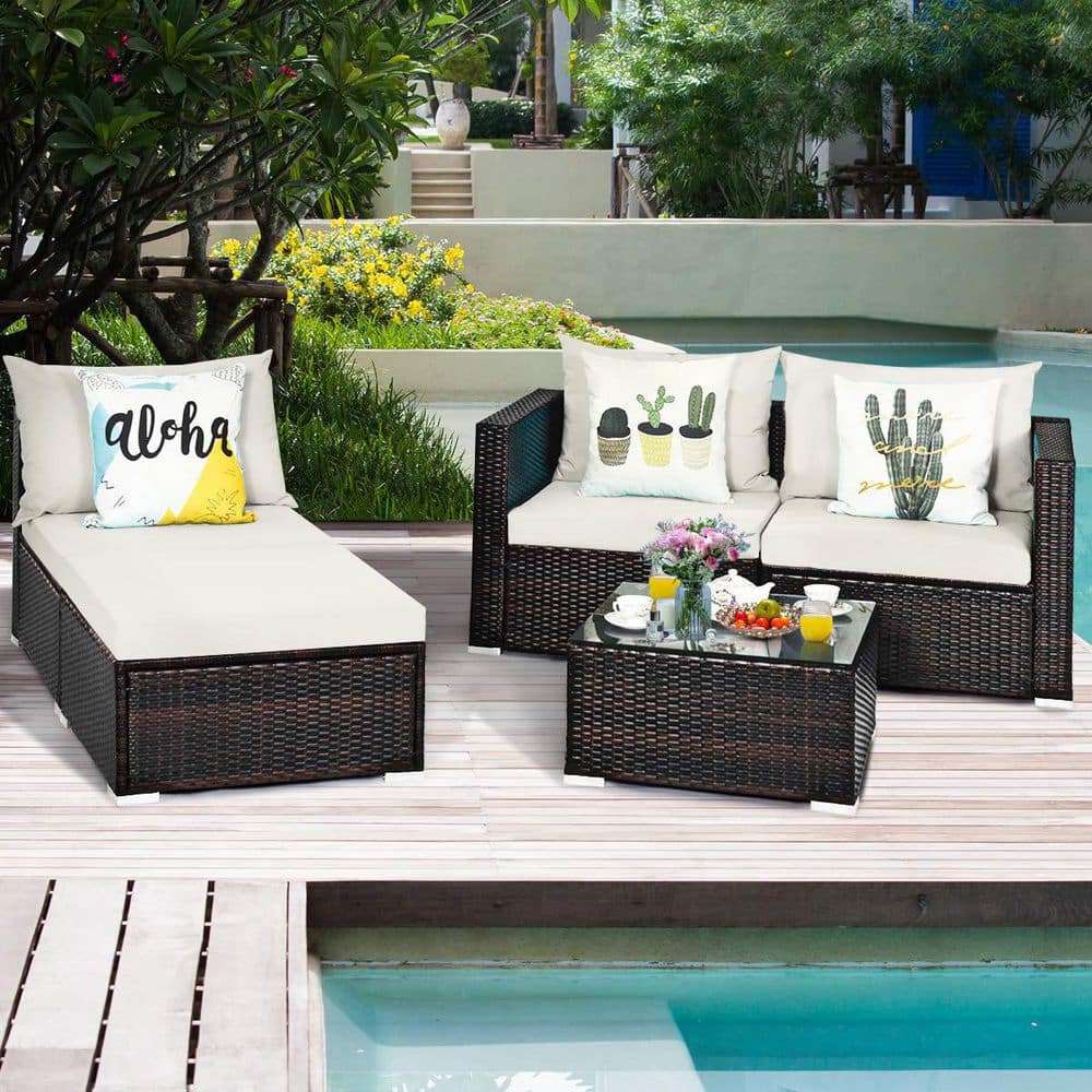 Brown 5-Piece Wicker Outdoor Patio Conversation Seating Set with White Cushions and Coffee Table